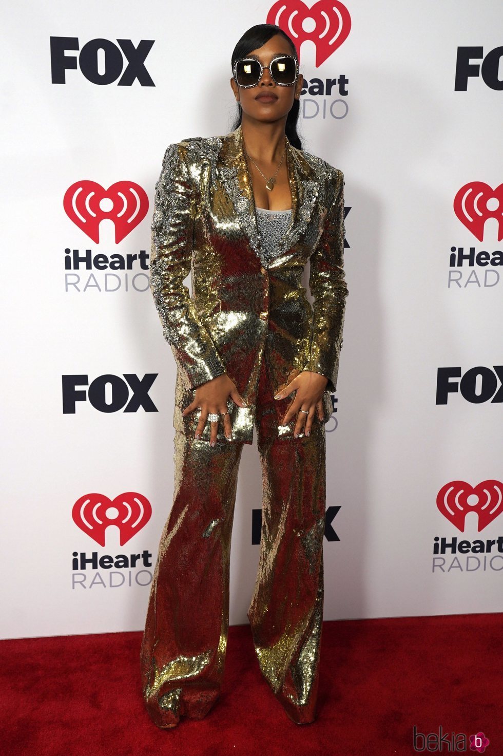 H.E.R en los I Heart Radio Music Awards 2021