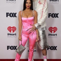 Megan Fox y Machine Gun Kelly en los I Heart Radio Music Awards 2021