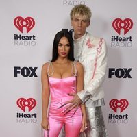 Megan Fox y Machine Gun Kelly en los I Heart Radio Music Awards 2021