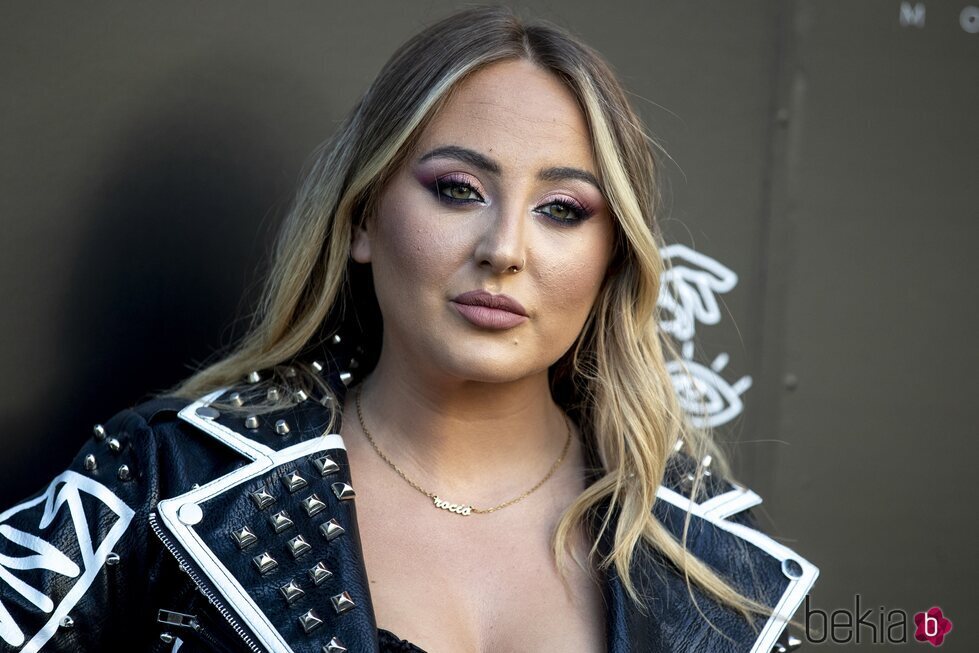 Rocío Flores en el photocall de un concierto de Pitingo en Madrid