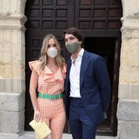 María Pombo y Pablo Castellano en el bautizo de la hija de María García de Jaime y Tomás Páramo