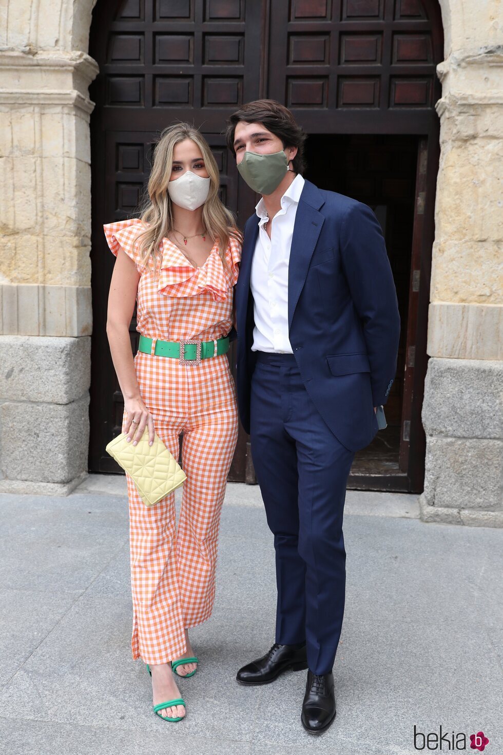 María Pombo y Pablo Castellano en el bautizo de la hija de María García de Jaime y Tomás Páramo