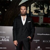 Ricardo Gómez en la alfombra roja del Festival de Málaga 2021