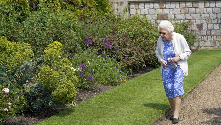 La Reina Isabel en el homenaje al Duque de Edimburgo por el que hubiera sido su centenario