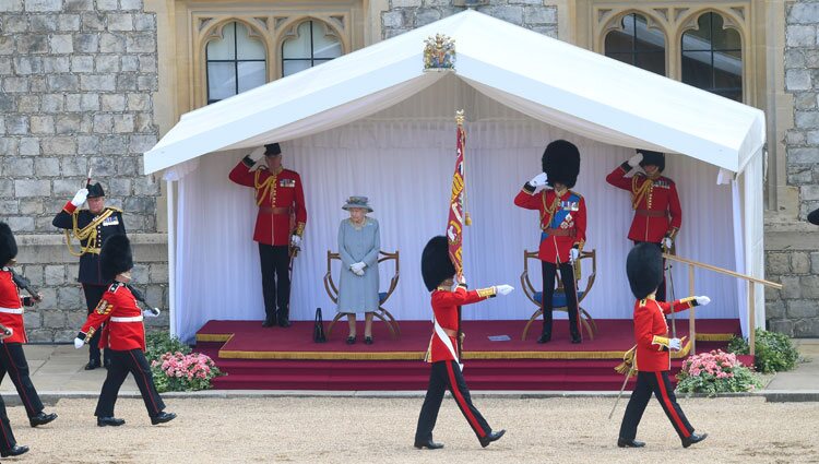 La Reina Isabel y el Duque de Kent en Trooping the Colour 2021