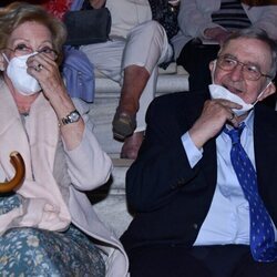 Constantino y Ana María de Grecia en un concierto en el Odeón de Herodes Atticus de Atenas