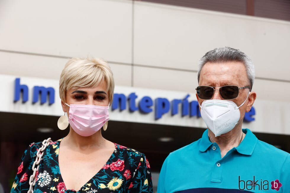 José Ortega Cano y Ana María Aldón a las puertas del hospital