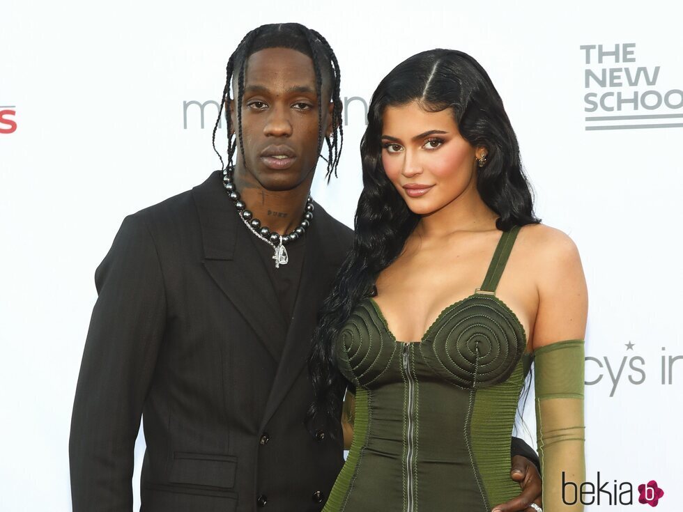 Travis Scott y Kylie Jenner juntos en la 72 edición de la Parsons Benefit