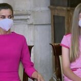 La Reina Letizia y la Infanta Sofía en la imposición de condecoraciones de la Orden del Mérito Civil 2021