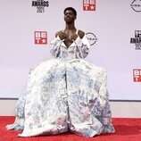 Lil Nas X en la alfombra roja de los BET Awards 2021