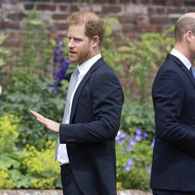 Inauguración de la estatua de Lady Di en Kensington Palace