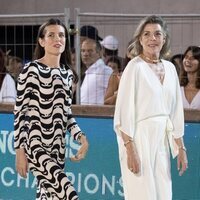 Carolina de Mónaco y Carlota Casiraghi en el Concurso de Saltos de Monte-Carlo 2021