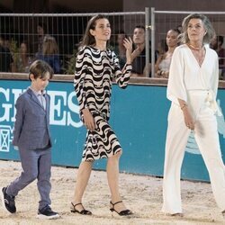 Carolina de Mónaco, Carlota Casiraghi y Raphaël Elmaleh en el Concurso de Saltos de Monte-Carlo 2021