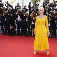 Helen Mirren en la alfombra roja del Festival de Cannes 2021