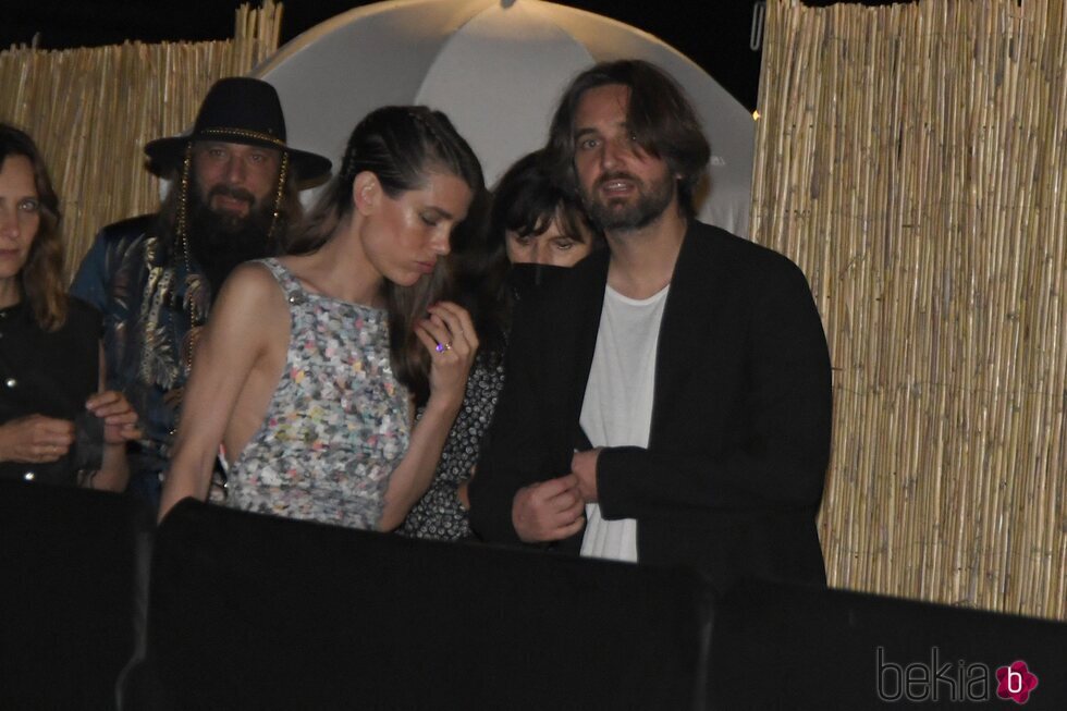 Carlota Casiraghi y Dimitri Rassam a la salida de la cena de Chanel por el Festival de Cannes 2021