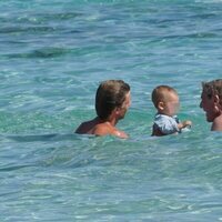 Ernesto de Hannover con su hijo Christian de Hannover y su nieto Nicolas de Hannover en Formentera