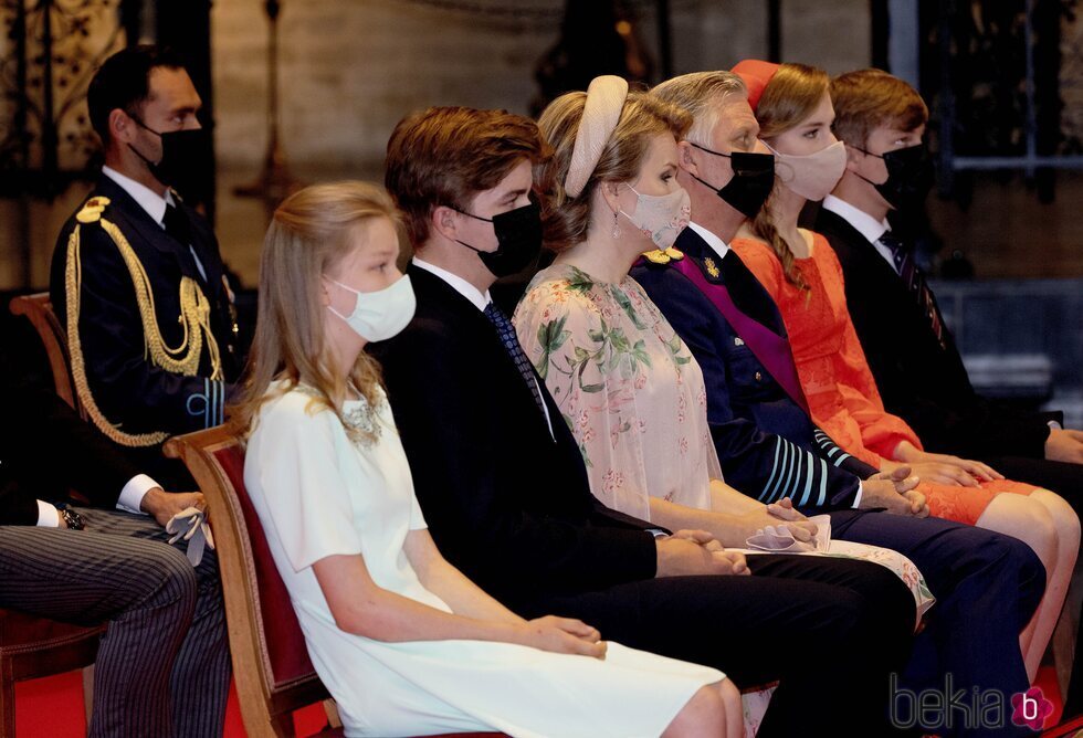 Felipe y Matilde de Bélgica con sus cuatro hijos en el Te Deum por el Día Nacional de Bélgica 2021