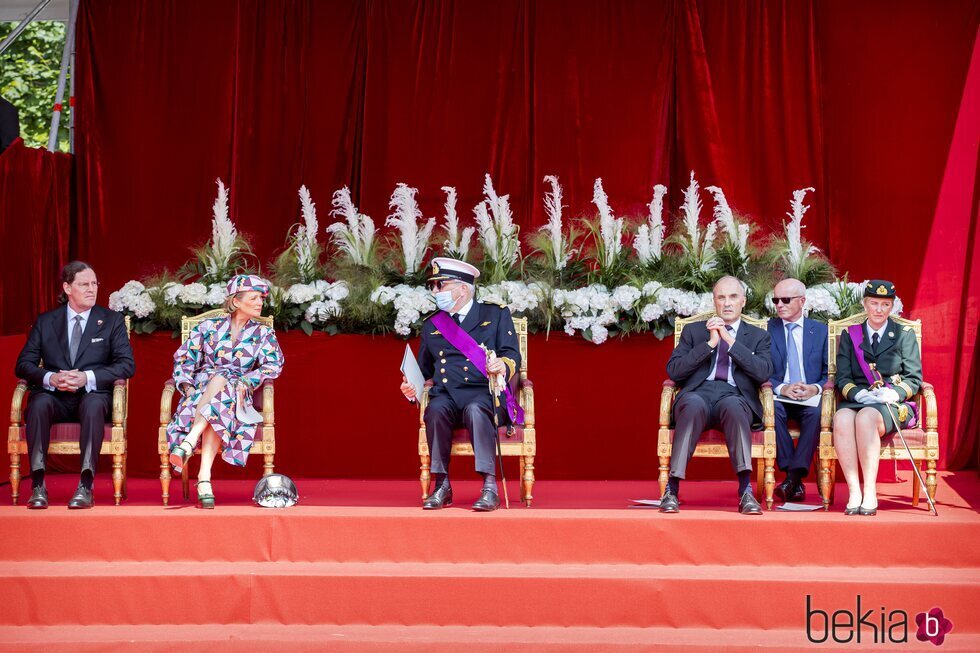 James O'Hare, Delphine de Bélgica, Laurent de Bélgica, Lorenzo de Bélgica y Astrid de Bélgica en el Día Nacional de Bélgica 2021