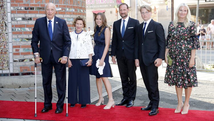 La Familia Real Noruega en el homenaje nacional por el décimo aniversario de los atentados de Oslo y Utøya