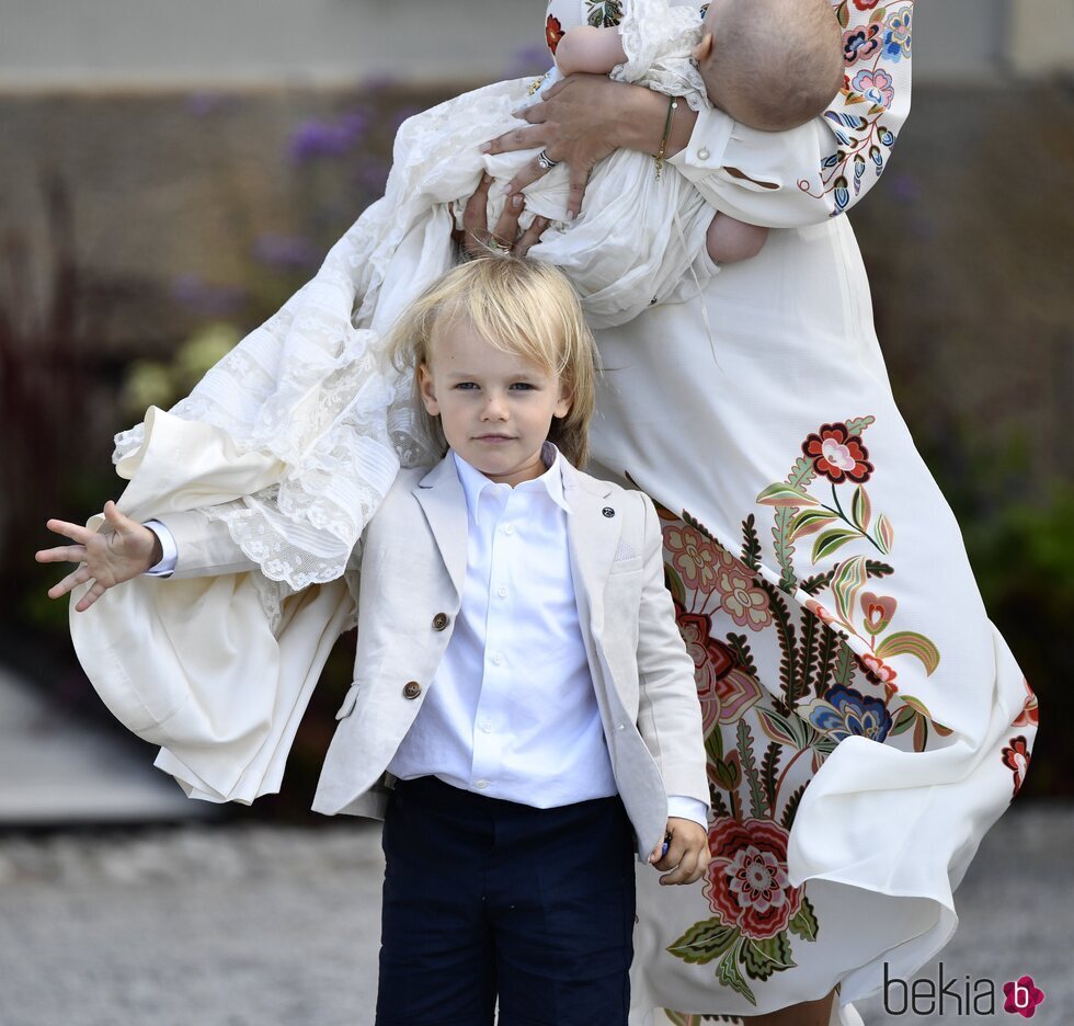 Gabriel de Suecia en el bautizo de Julian de Suecia