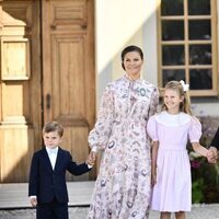 Victoria y Daniel de Suecia, Estela y Oscar de Suecia en el bautizo de Julian de Suecia