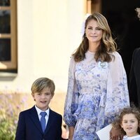 Magdalena de Suecia y Chris O'Neill con sus hijos en el bautizo de Julian de Suecia