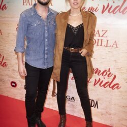 Andrea Guash y Rosco en el estreno de la obra de teatro 'El humor de mi vida'