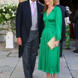 Lorenzo de Austria y Bélgica y su hija Laetitia Maria de Bélgica en la boda de Maria Anunciata de Liechtenstein y Emanuele Musini