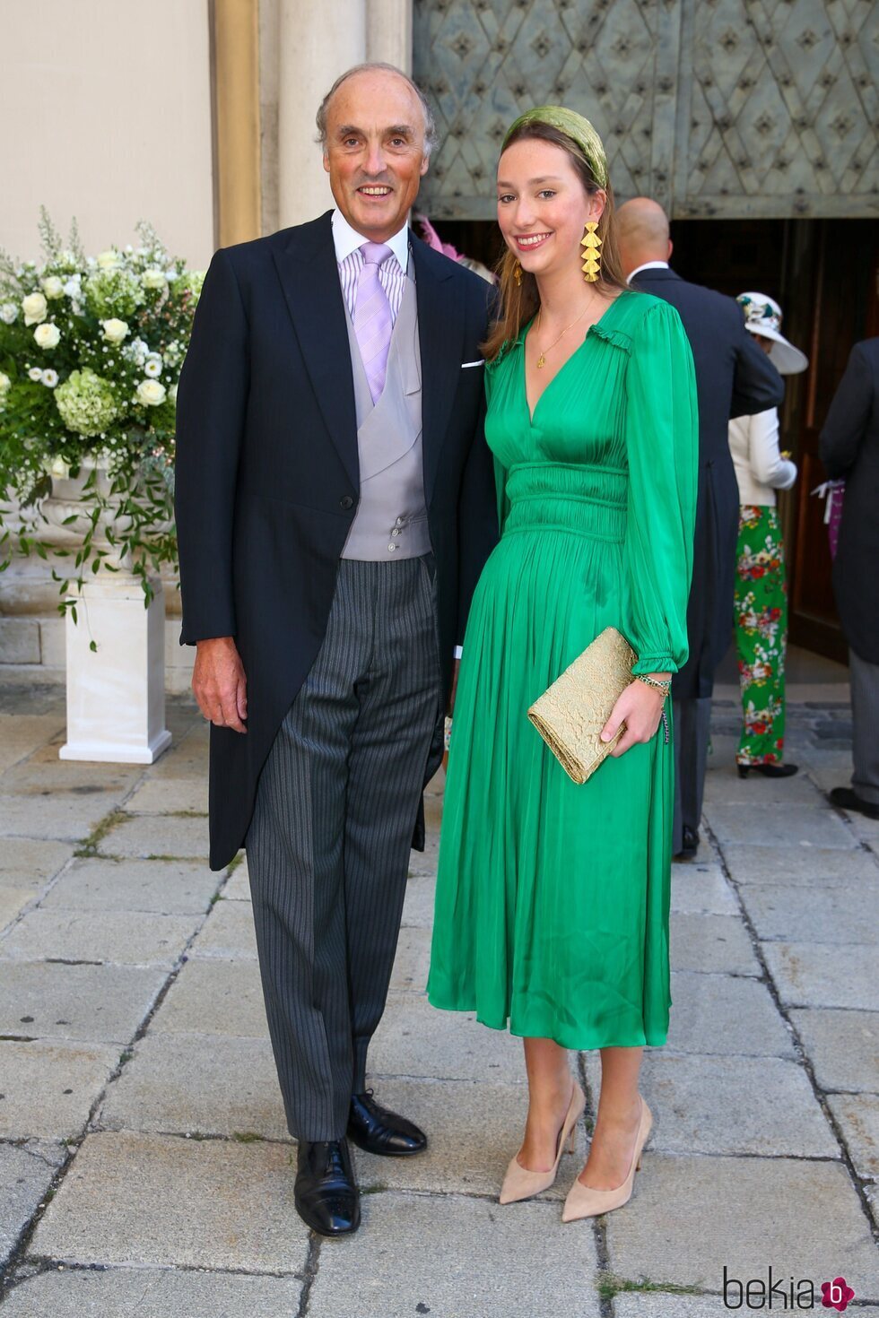 Lorenzo de Austria y Bélgica y su hija Laetitia Maria de Bélgica en la boda de Maria Anunciata de Liechtenstein y Emanuele Musini