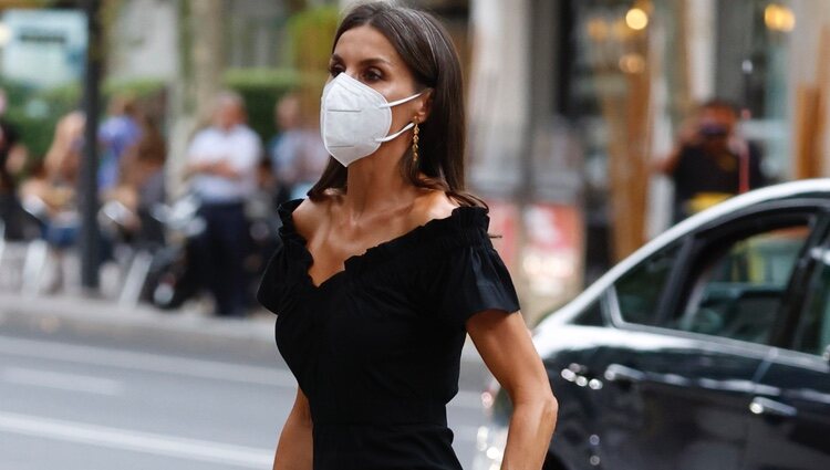 La Reina Letizia a su llegada a los Premios Retina ECO