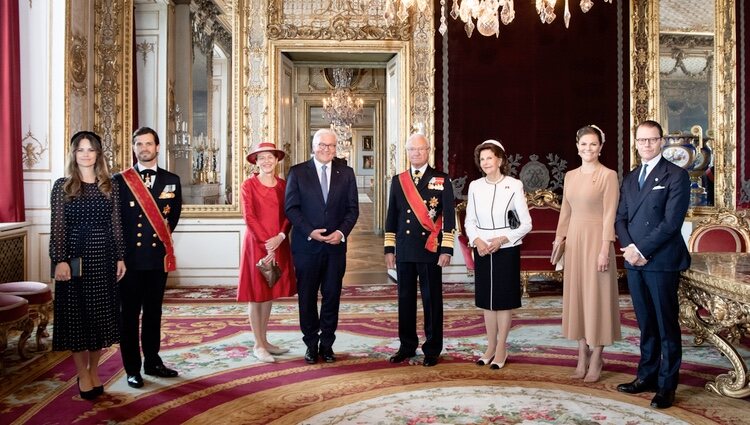 Carlos Gustavo y Silvia de Suecia, Victoria y Daniel de Suecia y Carlos Felipe y Sofia de Suecia con el Presidente de Alemania y su esposa en Estocolmo