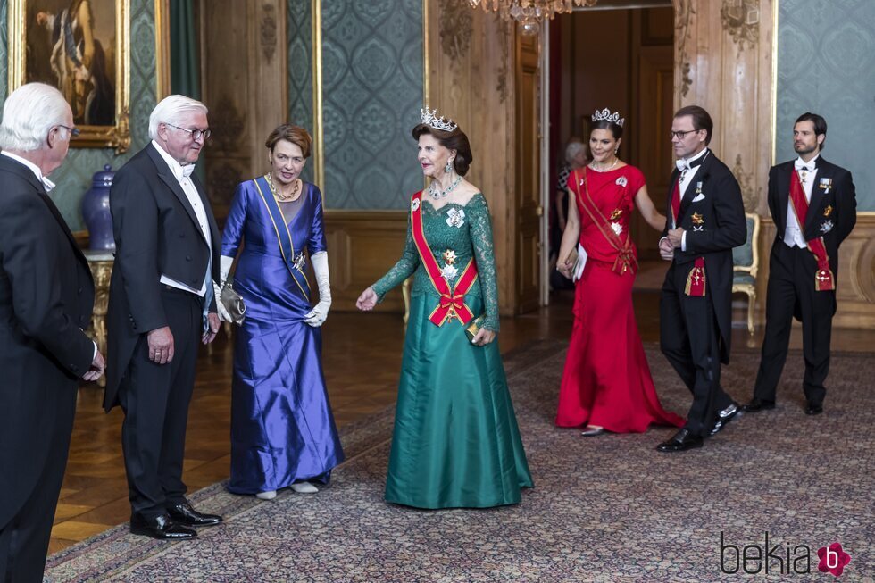 La Familia Real Sueca con Frank-Walter Steinmeier y Elke Büdenbender en la cena de gala por la Visita de Estado del Presidente de Alemania y su esposa a Su