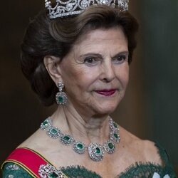 La Reina Silvia con la Tiara de las Nueve Puntas en la cena del gala al Presidente de Alemania y su esposa