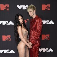 Megan Fox y Machine Gun Kelly en los MTV VMAs 2021