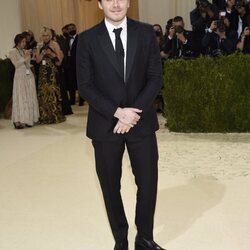 Brooklyn Beckham en la MET Gala 2021