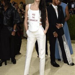 Cara Delevingne en la MET Gala 2021