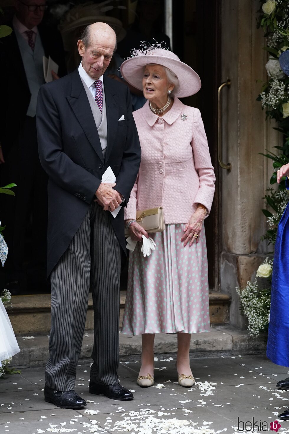 El Duque de Kent y Alexandra de Kent en la boda de Flora Ogilvy y Timothy Vesterberg