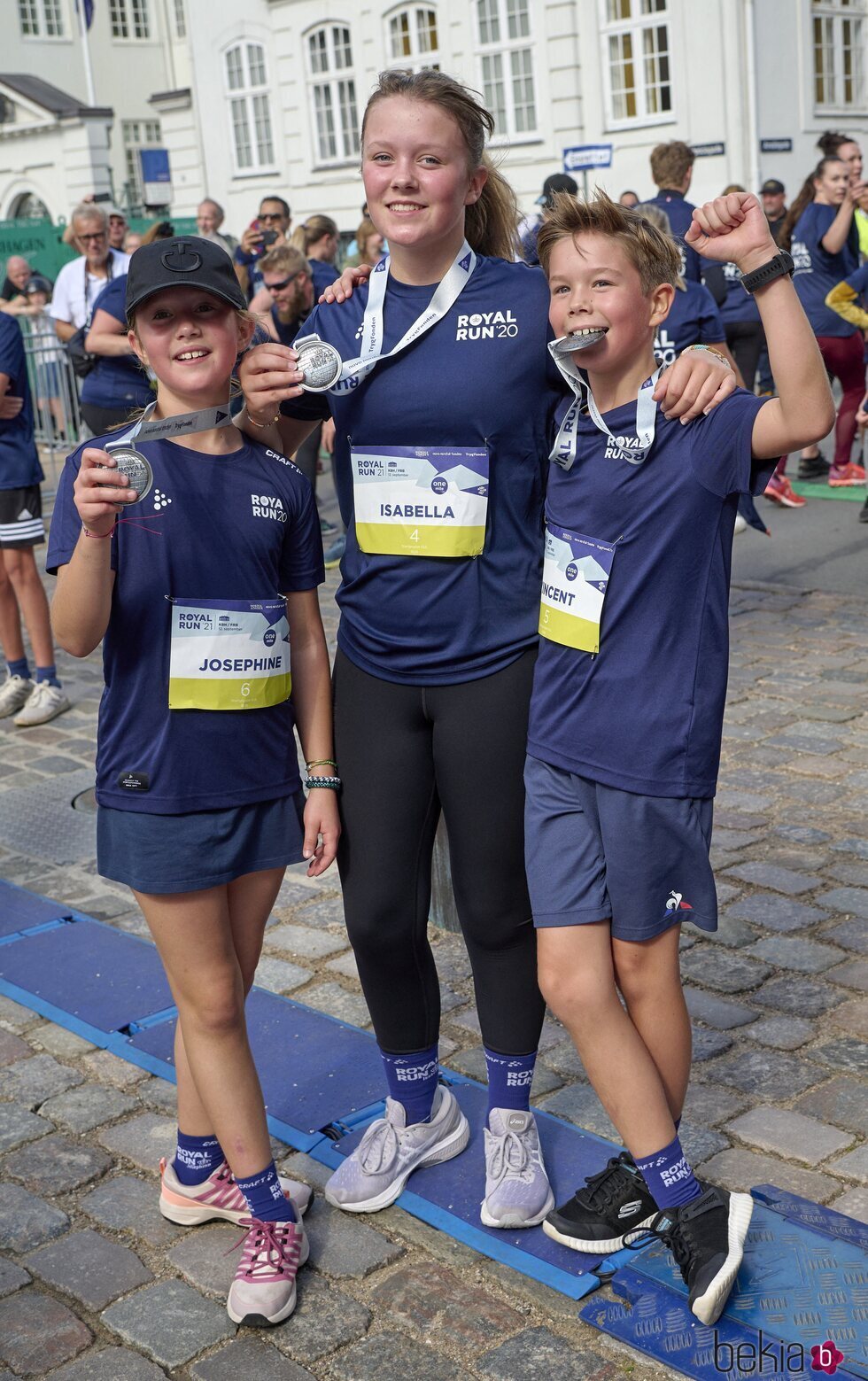 Josefina, Isabel y Vicente de Dinamarca tras participar en la Royal Run