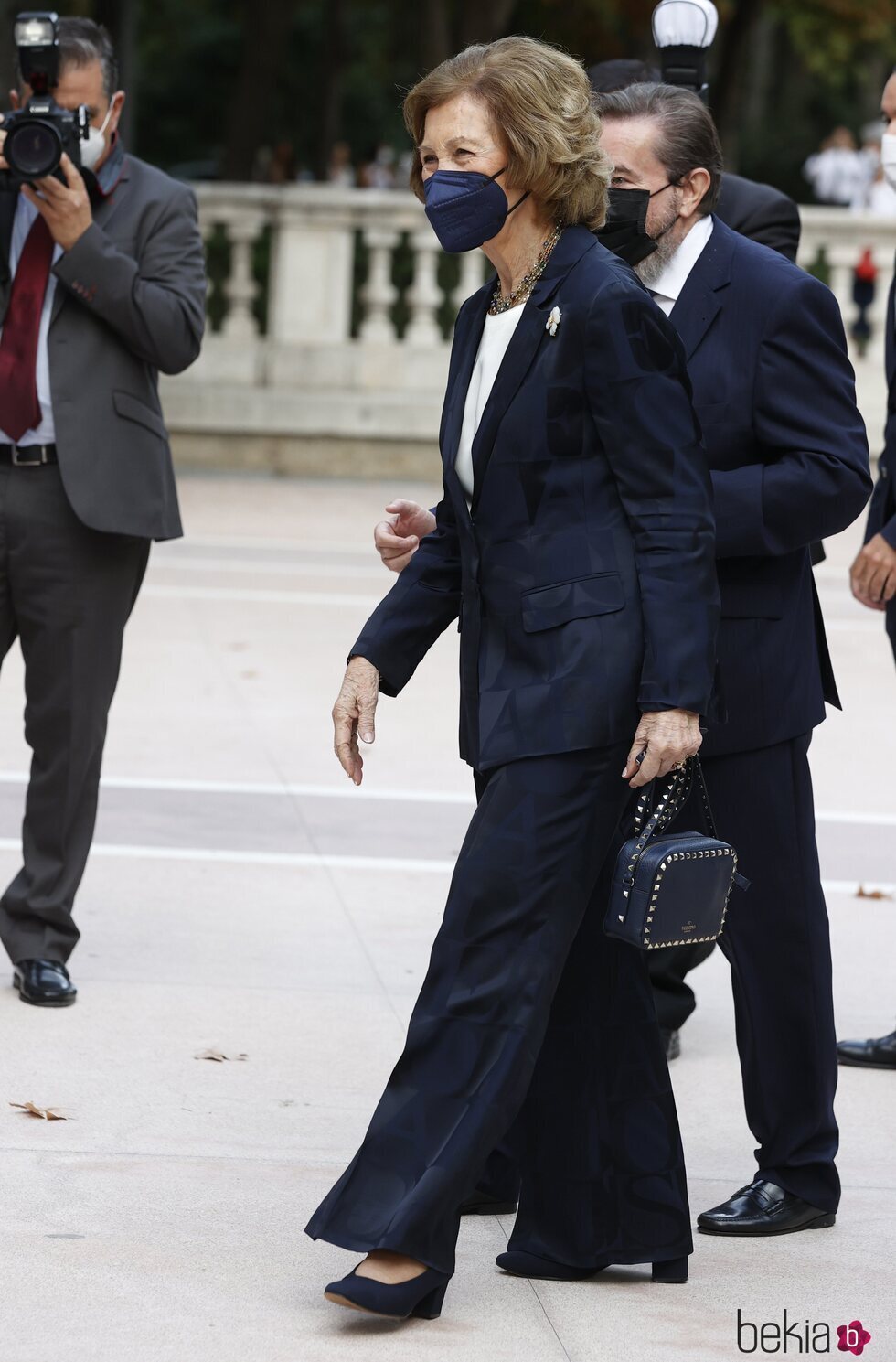 La Reina Sofía a su llegada a la entrega del Premio Reina Sofía de Pintura y Escultura