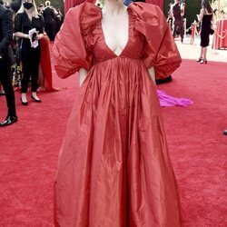 Sarah Paulson en la alfombra roja de los Emmy 2021