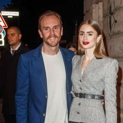 Lily Collins y Charlie McDowell en una fiesta de Cartier en Berlín