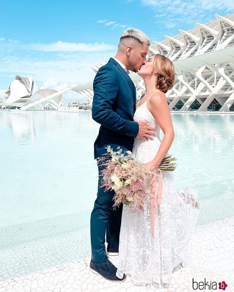 Yoli Claramonte y Jorge Moreno el día de su boda