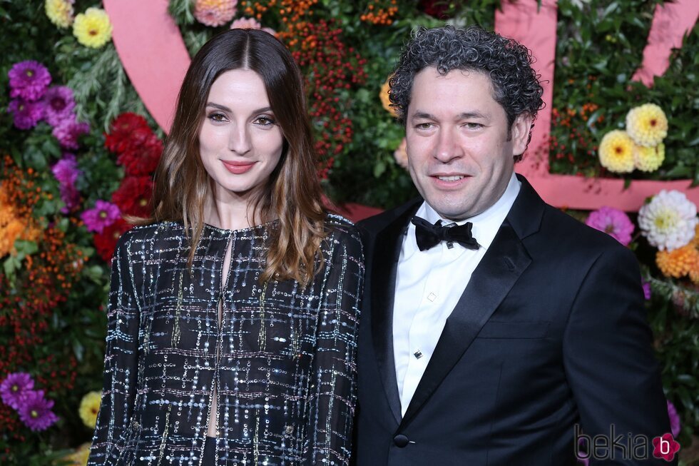 María Valverde acompaña a Gustavo Dudamel en su debut como director en la ópera Garnier de París