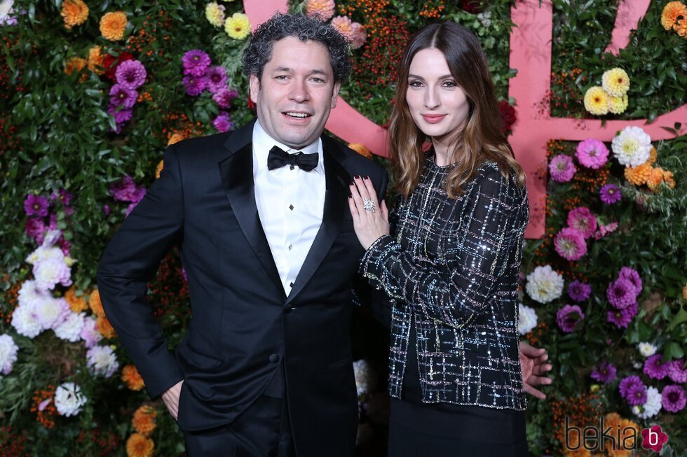 María Valverde con Gustavo Dudamel en su debut como director en la ópera Garnier de París