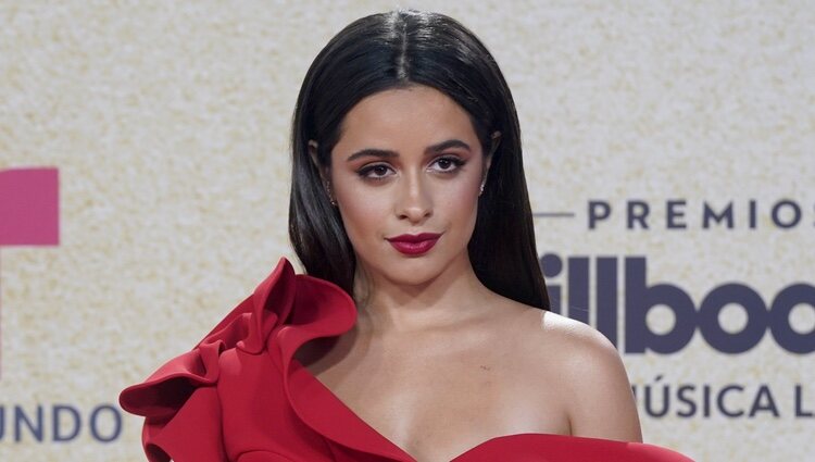 Camila Cabello en los Premios Billboard Latin Music 2021