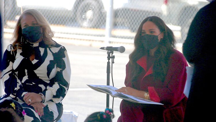 Meghan Markle haciendo de cuentacuentos durante una visita a una escuela de Nueva York