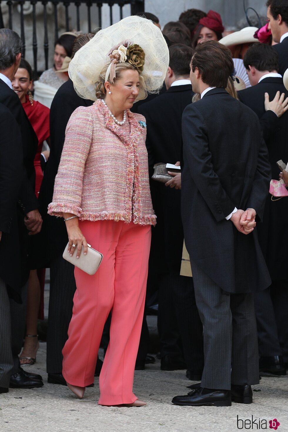 Cristina de Borbón-Dos Sicilias en la boda de Jaime de Borbón-Dos Sicilias y Lady Charlotte Lindesay-Bethune