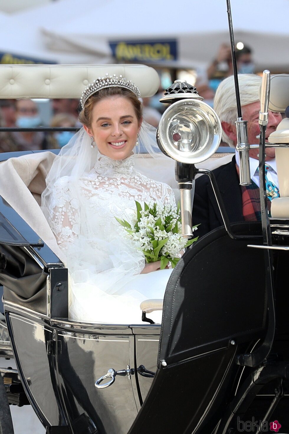 Lady Charlotte Lindesay-Bethune en su boda con Jaime de Borbón-Dos Sicilias