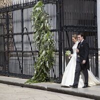 Jaime de Borbón-Dos Sicilias y Lady Charlotte Lindesay-Bethune tras su boda