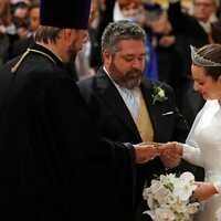 Jorge Romanov y Rebecca Bettarini intercambiando los anillos en su boda